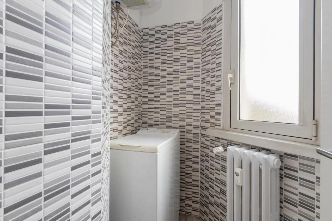 I Host Apartment - Giambellino 40 Milano