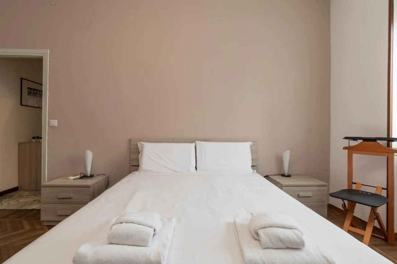 I Host Apartment - Giambellino 40 Milano