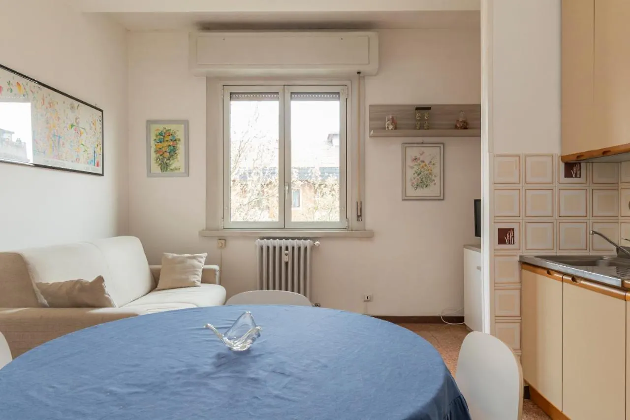 I Host Apartment - Giambellino 40 Milano